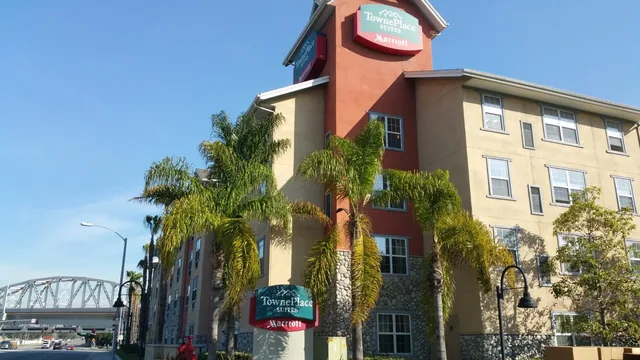 TownePlace Suites by Marriott hotel project - Doneright Hotel Furniture Liquidators hospitality portfolio